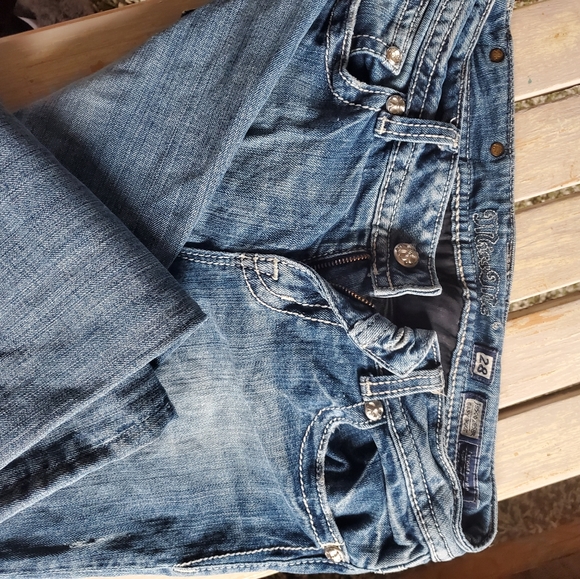 Womens jeans - Picture 2 of 2